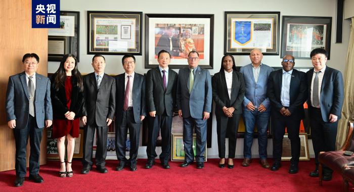 央广总台与南非足协在约翰内斯堡签署足球文化