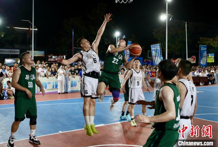 义乌上溪镇第二届“村BA”联赛火热进行中 40支队