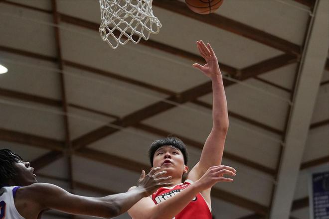 开拓者三连胜搅局西部排名 火箭重返第四快船勇