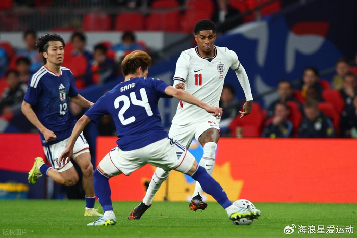 曼联坚持全款买断拉什福德 巴萨提议分期支付或