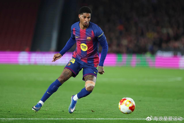 曼联坚持全款买断拉什福德 巴萨提议分期支付或