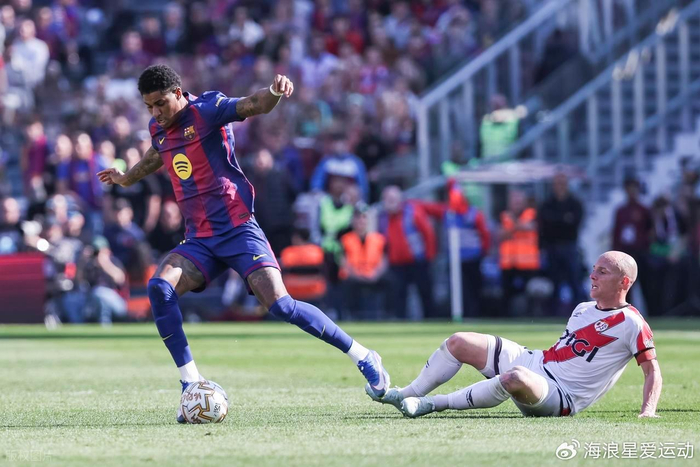 曼联坚持全款买断拉什福德 巴萨提议分期支付或