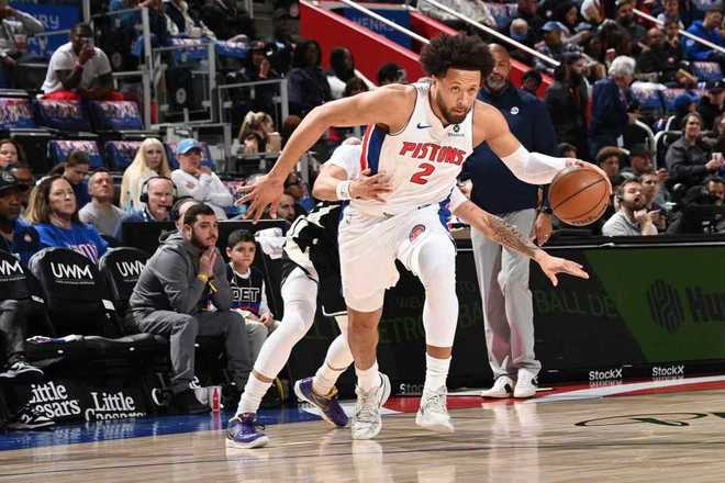 活塞核心复出率队狂胜雄鹿 创赛季最佳战绩